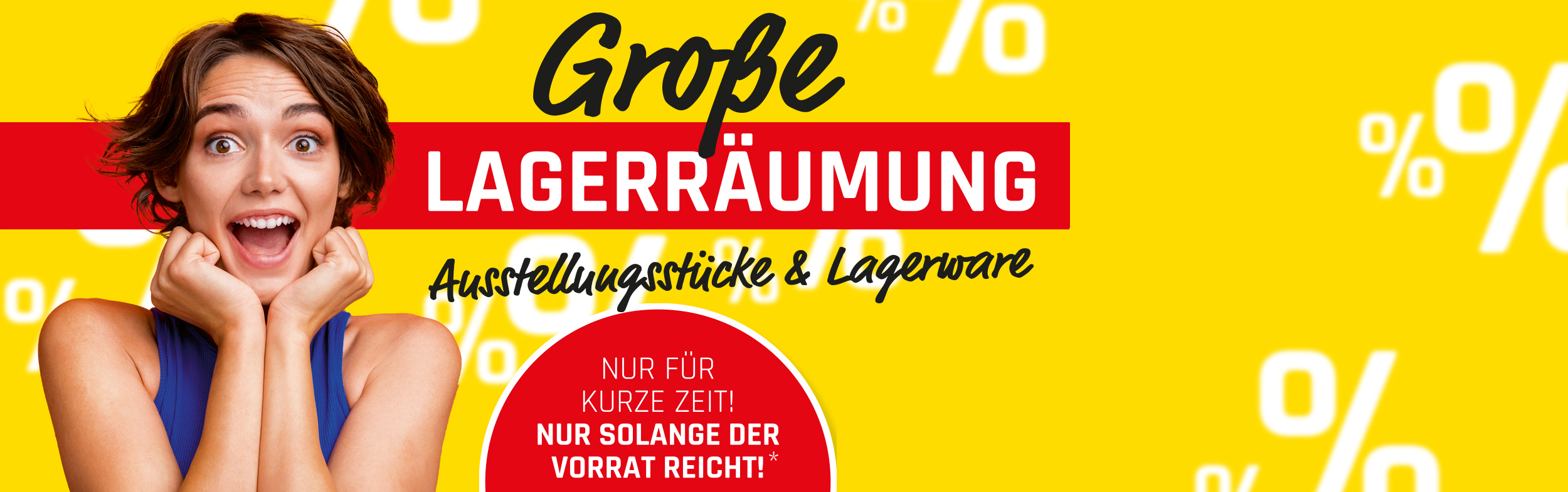 Werbung für große Lagerräumung mit reduziertem Sofa-Sortiment und Hinweis auf über 3000 Markensofas.