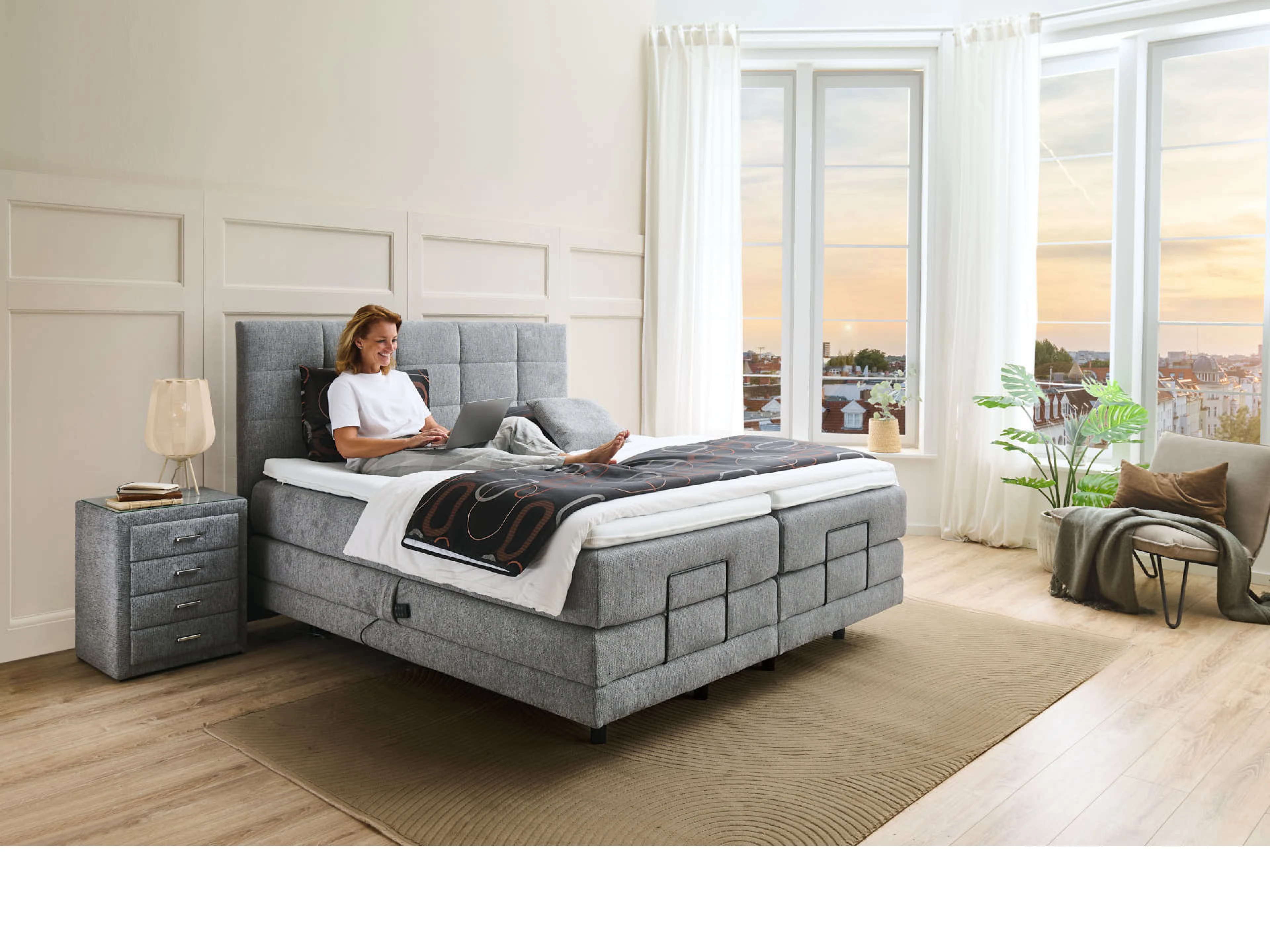 Boxspringbett BX-4000 180x200cm Ansicht des Produktes BX-4000 Boxspringbett in Stoff Grau